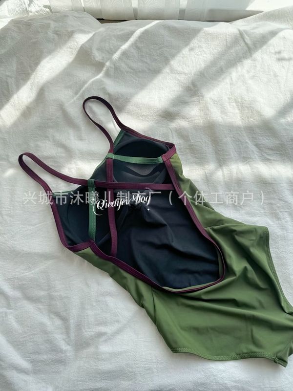 《苔藓绿》女款竞速游泳馆专用2025夏季新款高级感修身连体泳装|undefined