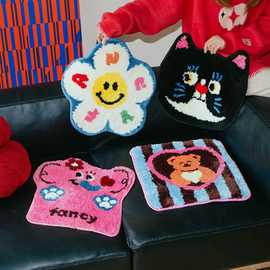 彩虹花花植绒坐垫椅子屁股办公室保暖板凳子教室冬季久坐座垫