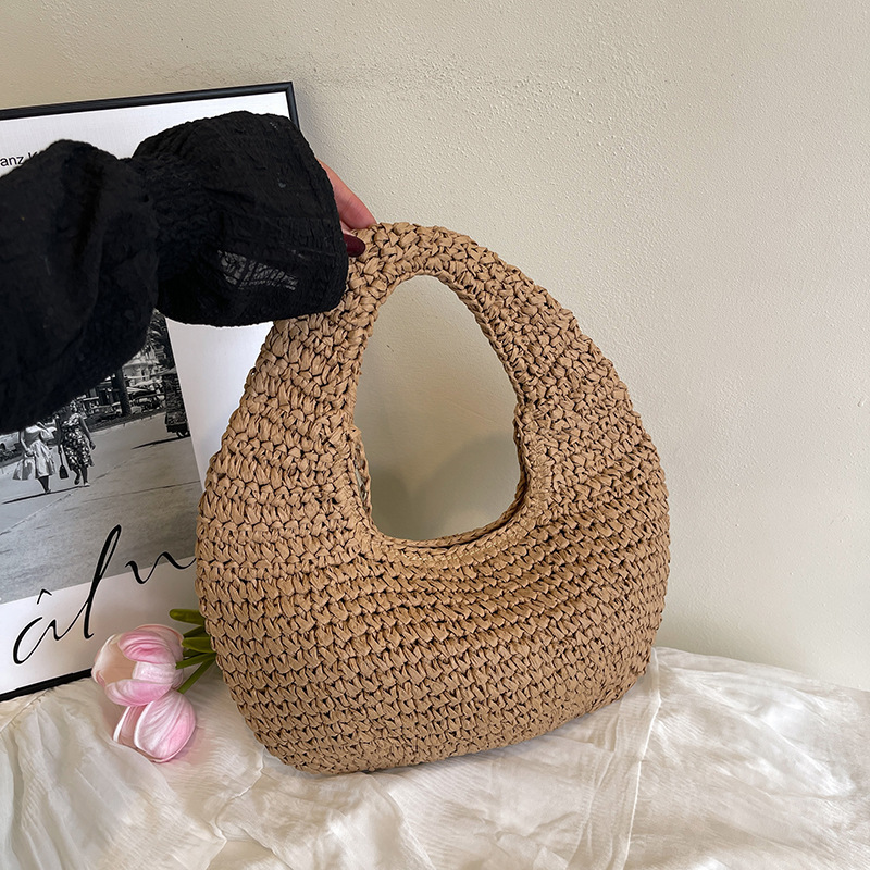 Leisure Woven Bag 2025 New Seaside Holiday Style Straw Woven Bag Beach Bag Solid Color Crescent Hand Bag Wholesale