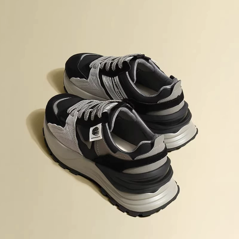 Спортивная обувь женская 2024 новая взрывная обувь черная женская повседневная обувь прилив кроссовки мягкая подошва женская обувь для бега