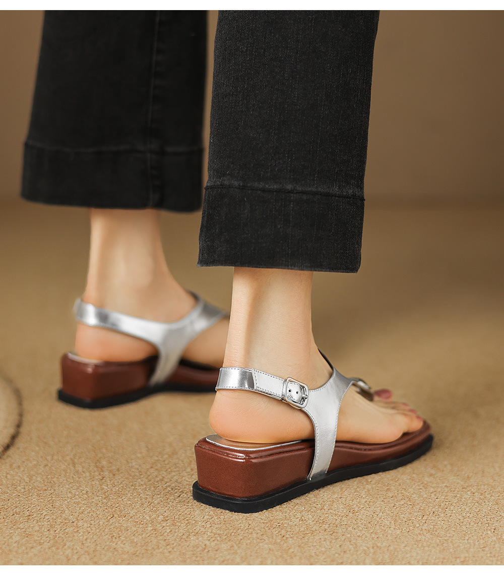 Sandal xỏ ngón nữ đế bệt phong cách nghỉ dưỡng — màu vàng chi tiết 26