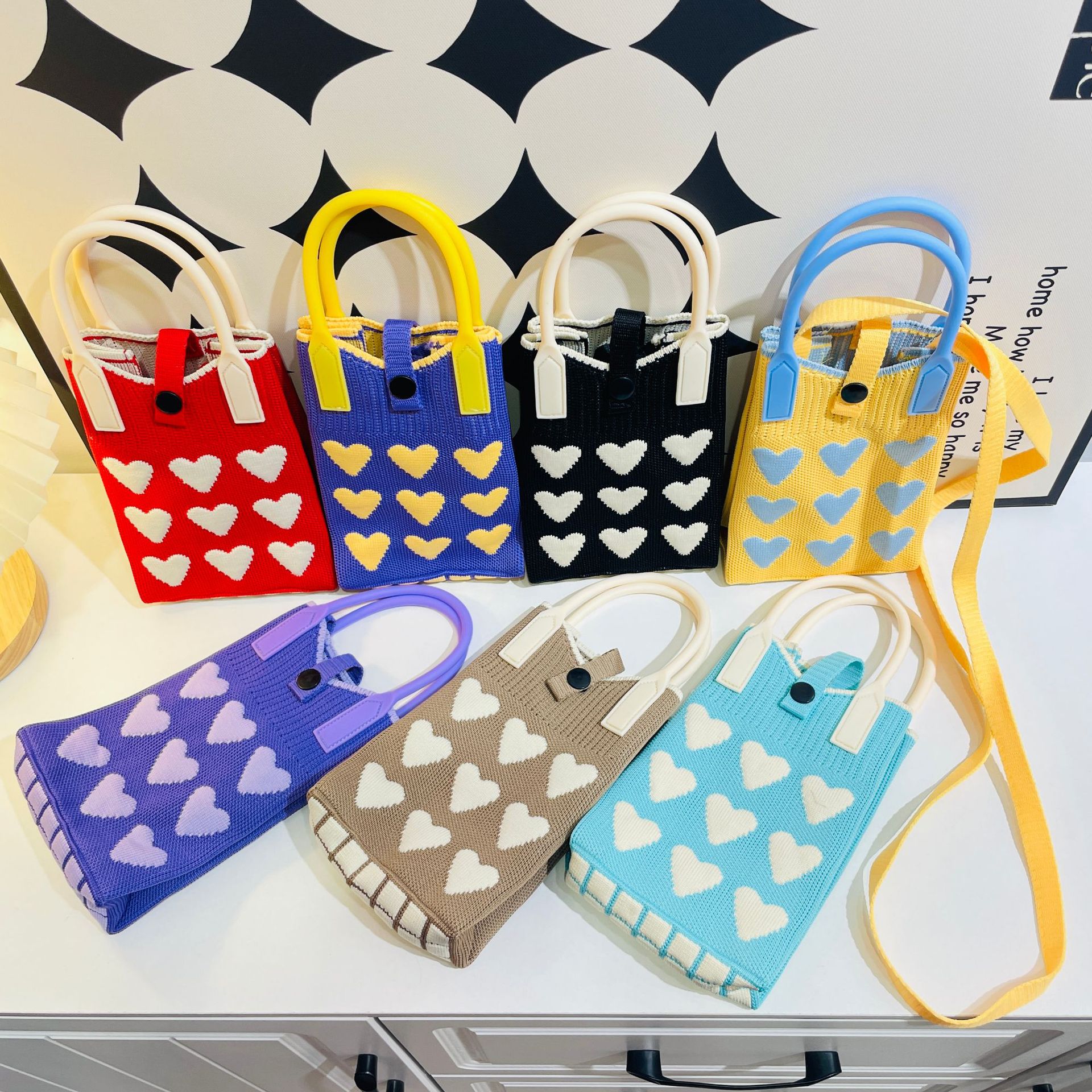 韓版小眾設計可愛甜美愛心迷你手機包針織單肩斜挎包便攜手拎包女