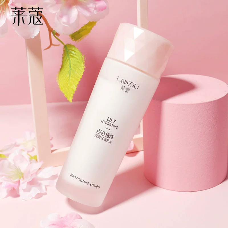 Lecco Lily Plant Extract Кристаллическая Увлажняющая эмульсия 125 мл Увлажняющая и увлажняющая Косметика Средства по уходу за кожей