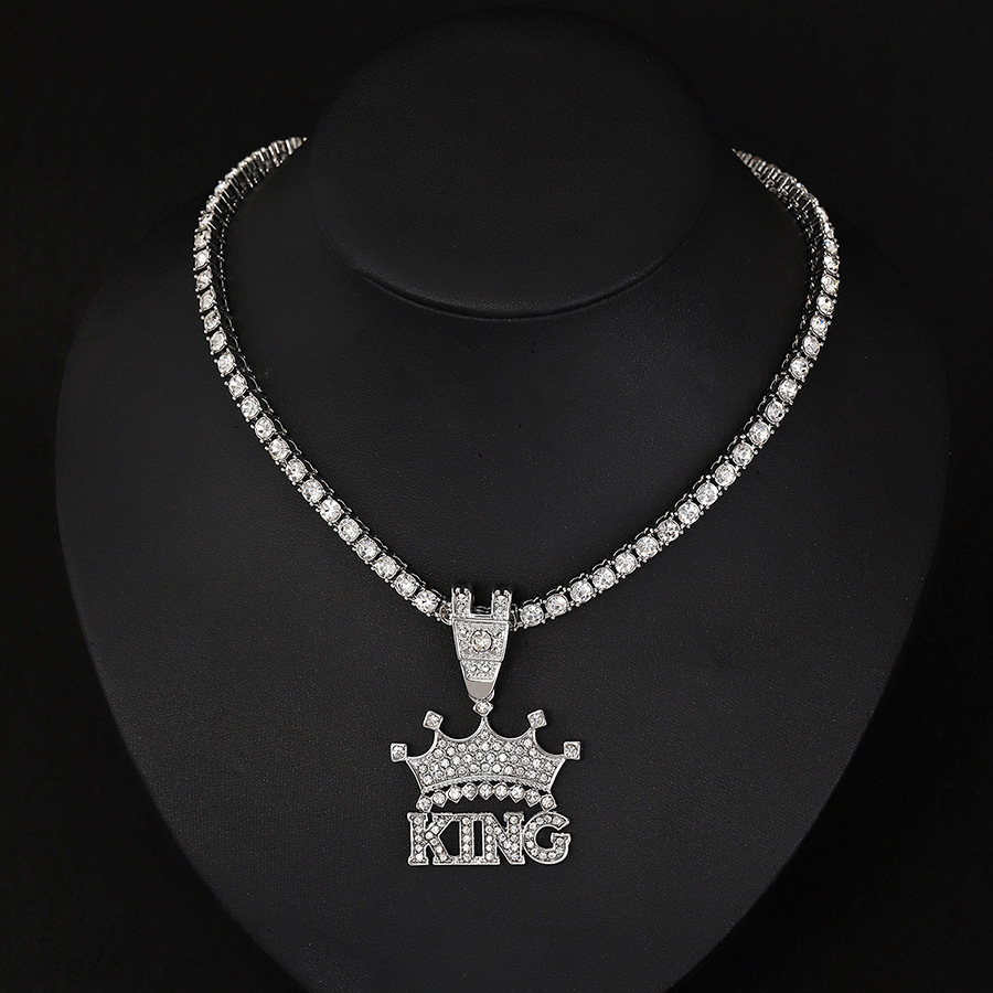 TEMU venta caliente corona KING colgante de aleación de diamante completo nicho personalidad masculina collar de hip-hop joyas de moda europea y americana