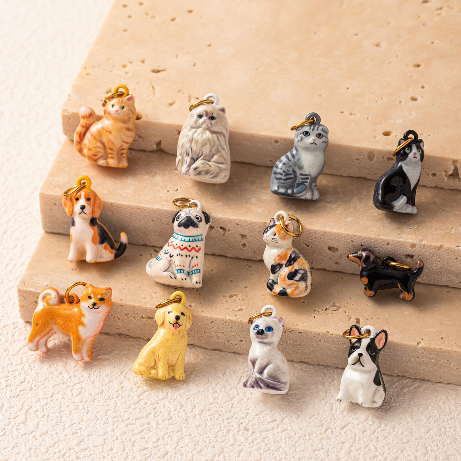 Cross-border bestseller: 316 stainless steel orange cat, Siamese cat, and golden retriever pendant, new animal series, copper with color-preserving finish, adjustable size