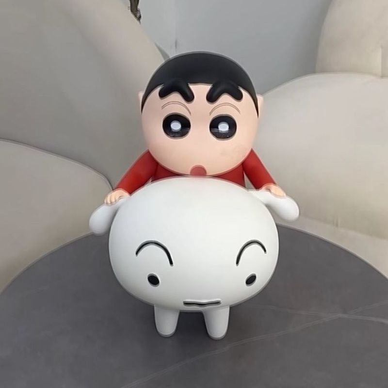 クレヨンしんちゃんは白に乗って、風間野原新之助シリーズの誕生日プレゼントを作ります。|undefined