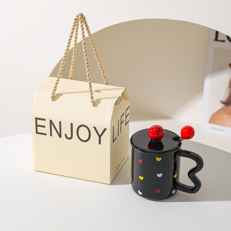 Taza de cerámica nórdica creativa para hombres y mujeres, taza de café, taza de pareja, taza de café con cuchara de tapa, regalo para amigos