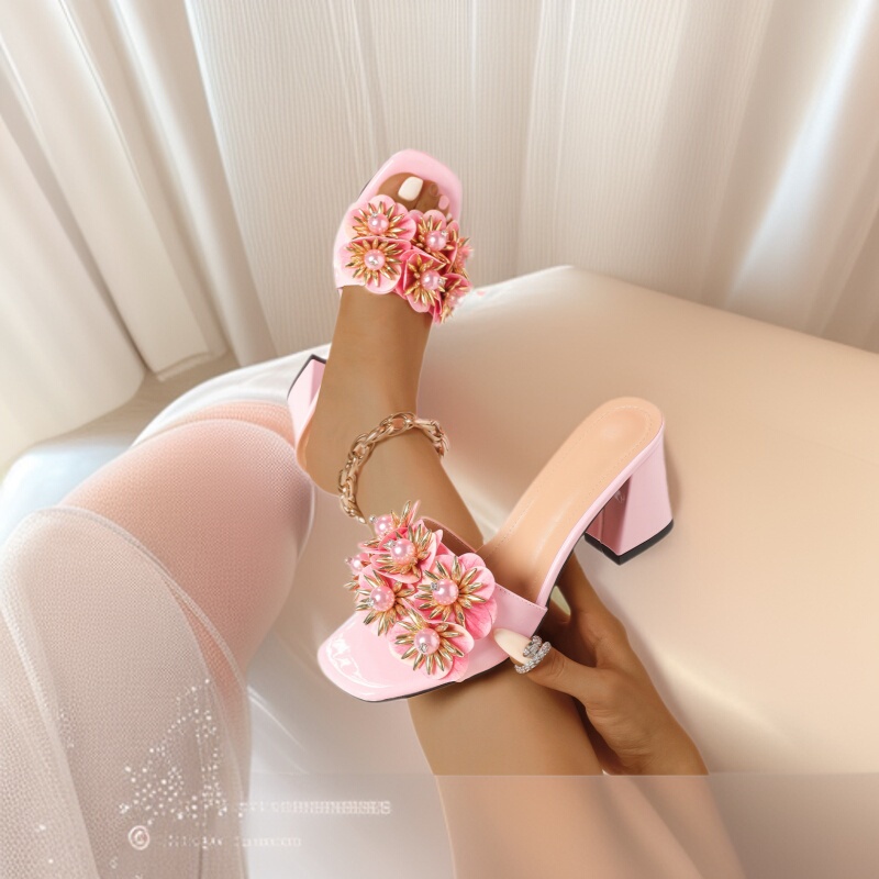 Square-Toe Chunky Heel High-Heeled Sandals with a High-End Feel, Pearl and Rhinestone Embellishments, Handmade Flowers, Elegant and Comfortable, Suitable for Banquets and Weddings, Summer Wedding Shoes for Women