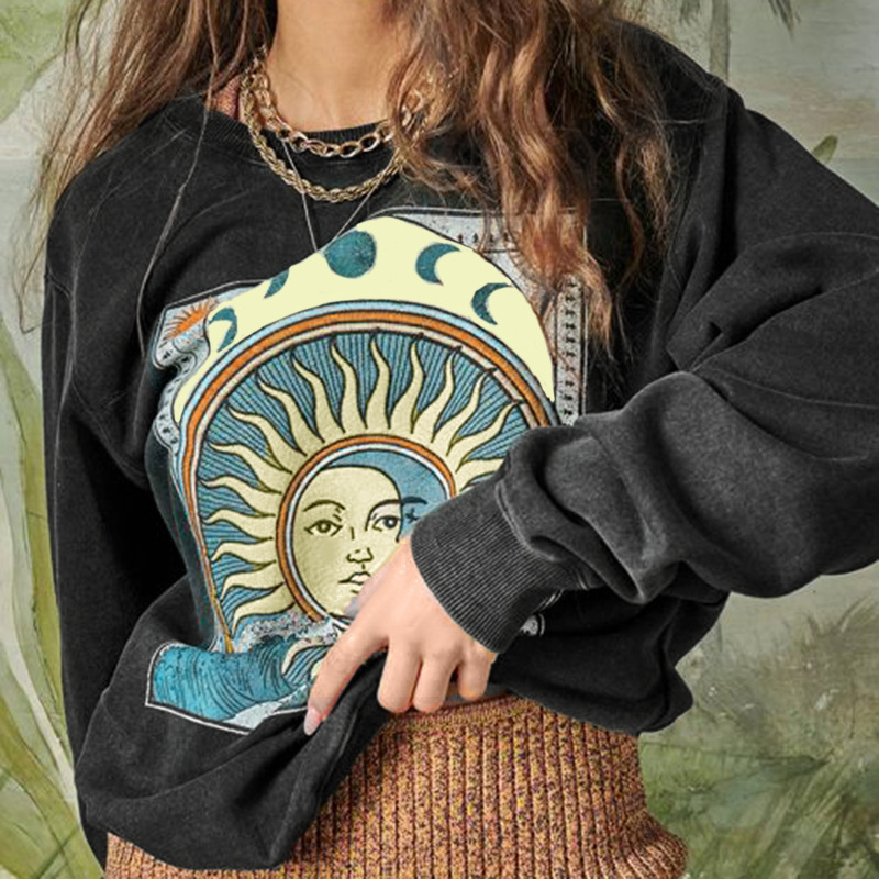 Round Neck Printed Sweatershirt NSXE80580