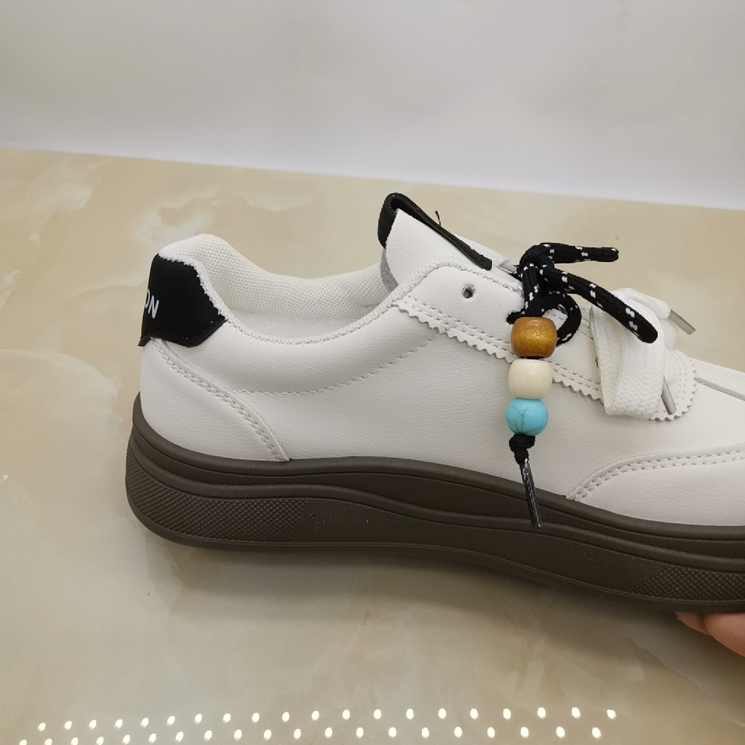 36-40 Tamaño de primavera y otoño nuevos zapatos de entrenamiento para niños de tamaño medio y grande zapatos casuales con zapatos de skate de entrenamiento anti-deslizante clásicos suaves