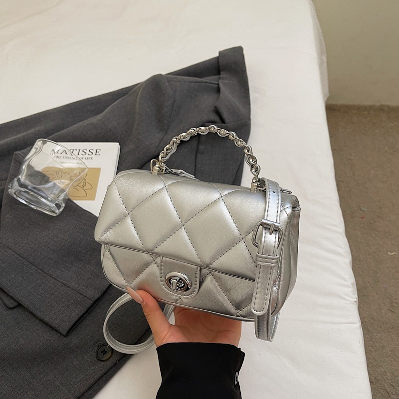 Bolso diagonal simple 2025 moda femenina todo fósforo Lingge fragante bolso de mensajero verano nuevo estilo pequeño bolso cuadrado pequeño