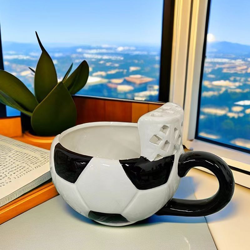 Nórdico creativo taza de fútbol NBA taza de tiro taza de baloncesto taza de cerámica taza de café de oficina tendencia nueva personalidad