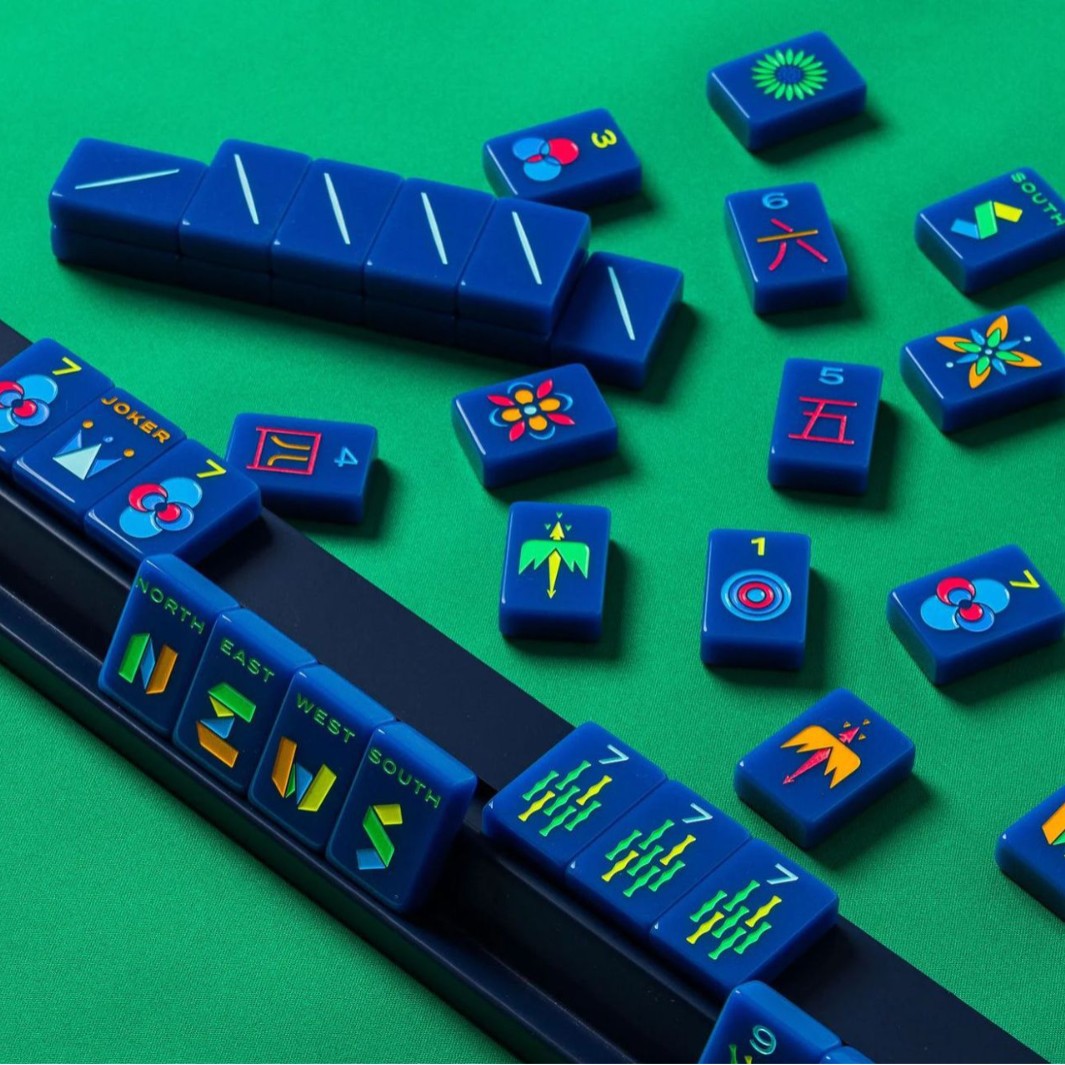 In Stock: American Mahjong Cross-Border Single-Layer Acrylic Double-Sided Engraved Creative Simple Portable Mahjong Set