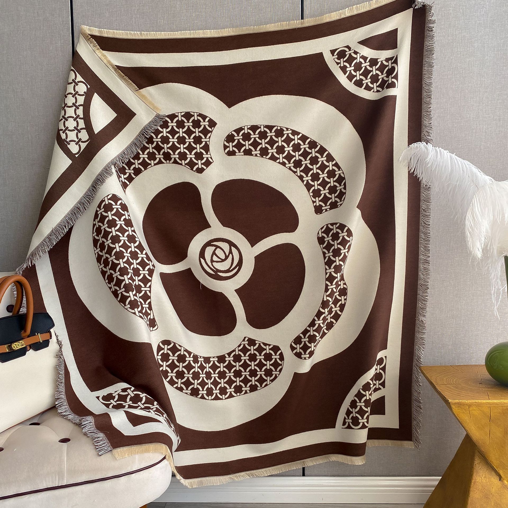 Otoño e invierno nueva capa de viaje de moda todo fósforo de la camelia imitación de cachemira toalla cuadrada con aire acondicionado mantón cálido