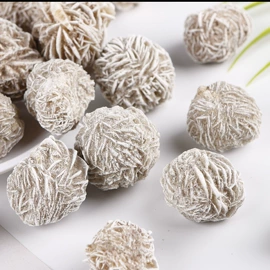 水晶工艺品;宝石工艺品;其他装饰摆件