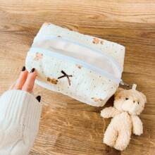 可爱泰迪熊护肤品化妆包公仔毛绒小熊化妆品收纳包大量容便携旅行