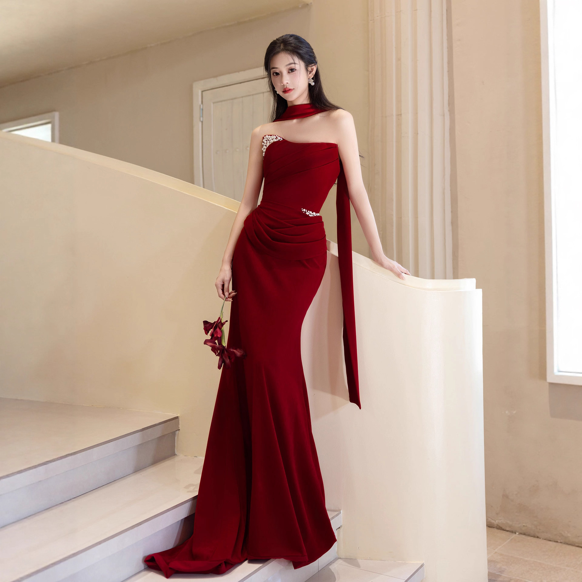 Red Toast Dress for the Bride 2026 New Style High-End Light Luxury Niche Mermaid Dress Engagement Dress Strapless Dress