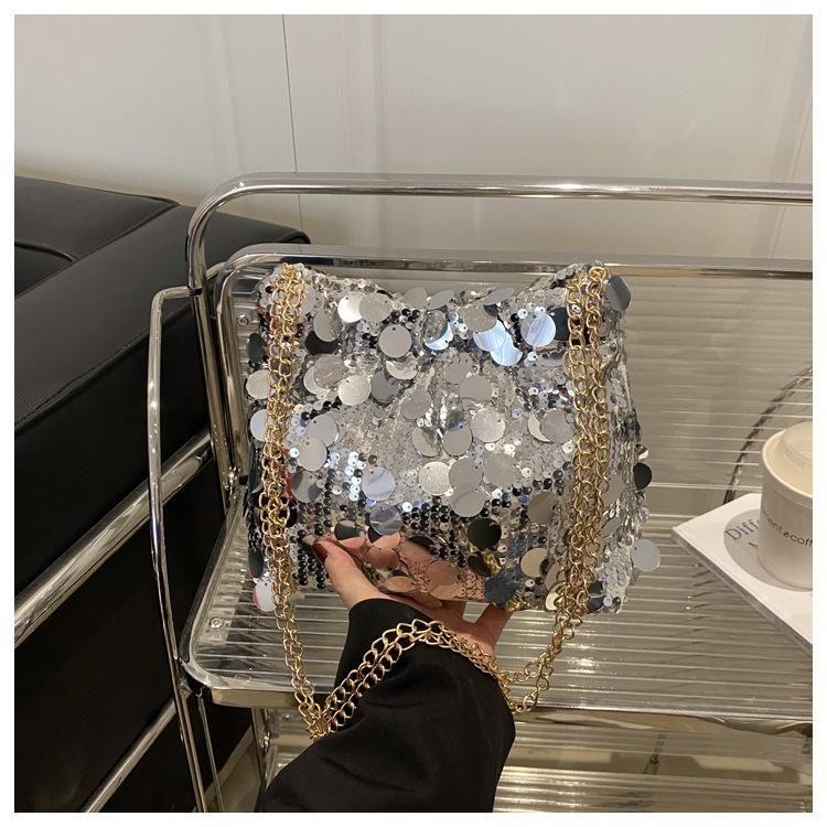 315g Weight Polyester Lining Material Chain Fashion Element Magnetic Buckle Closure Type Single Shoulder Strap Strap Type Crossbody Bag Bags Type Holiday, Daily Occasion Sequin Material Women's Backpack Backpack Solid Color Pattern All Seasons Season Women's Gender Elegant, Classic Style Style Bucket Shape Women's Sequin Solid Color Elegant Classic Style Chain Bucket Magnetic Buckle Crossbody Bag 17