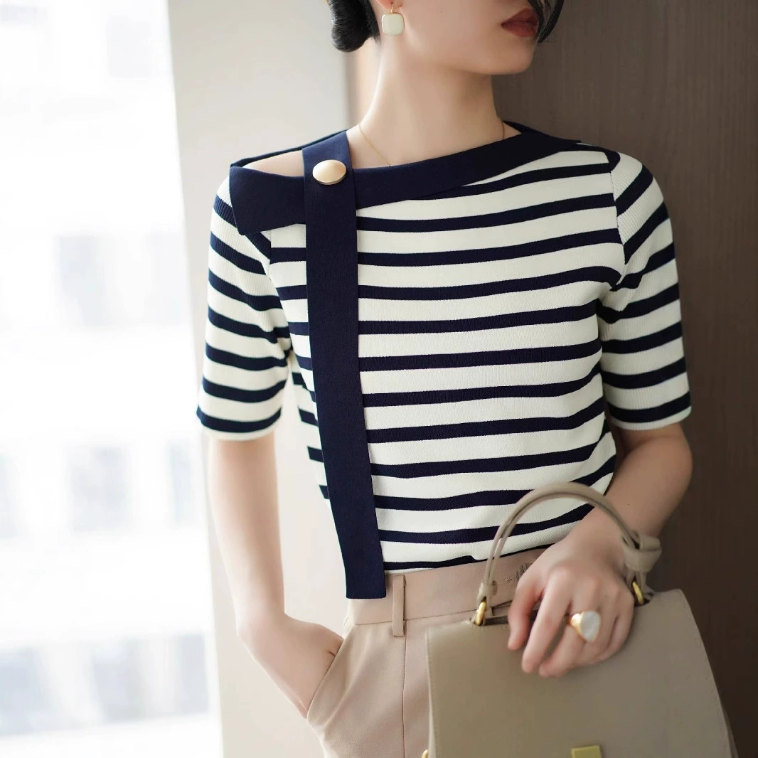 Маленькое плечо с металлической пряжкой в французскую полоску, ледяное белье, крутой трикотаж, Женский Топ с короткими рукавами, лето 2022