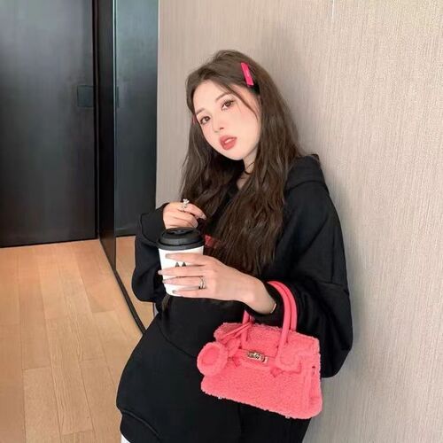 2024 Daily Match Lamb Wool Platinum Bag Women Plush High-End Fluffy Top Handle Bag Fluffy Crossbody Bag