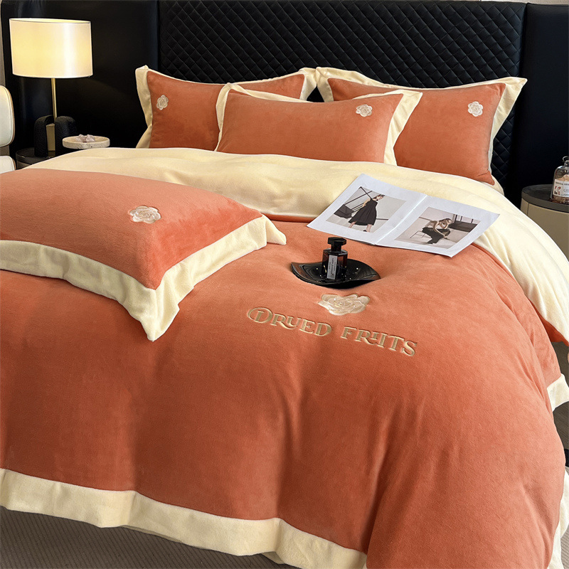 Invierno grueso terciopelo de leche traje de cuatro piezas terciopelo de coral simple color sólido bordado funda de edredón sábana ropa de cama de terciopelo de doble cara