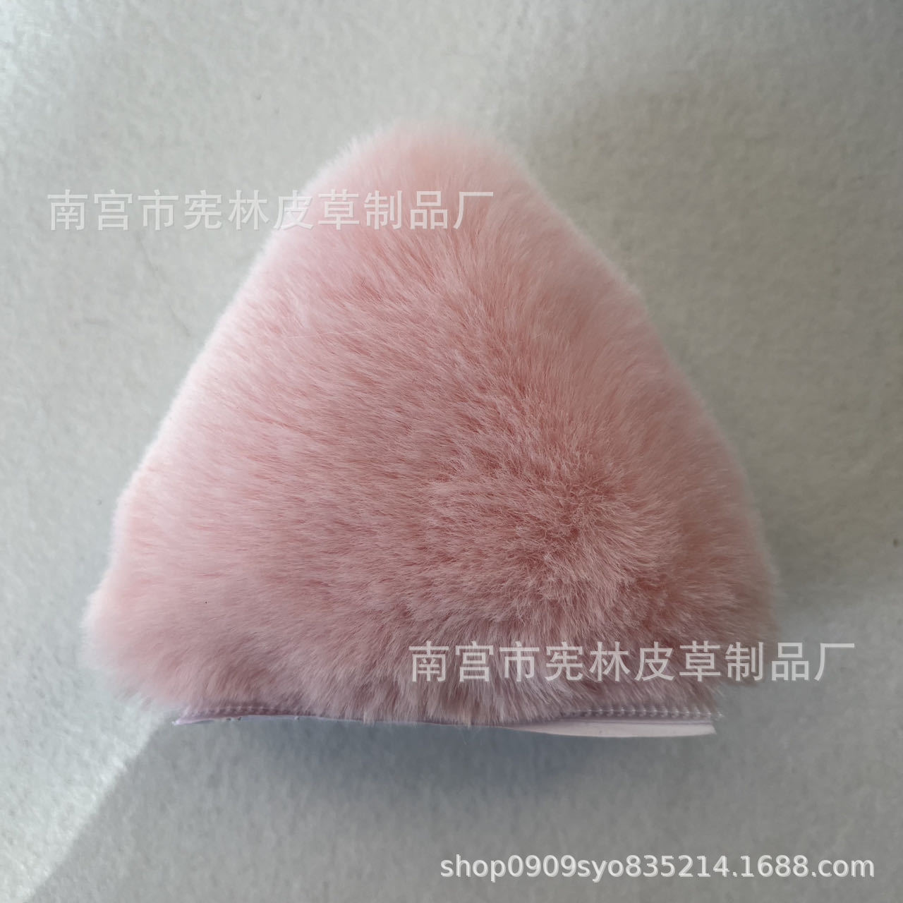 한국 핑크 고양이 귀