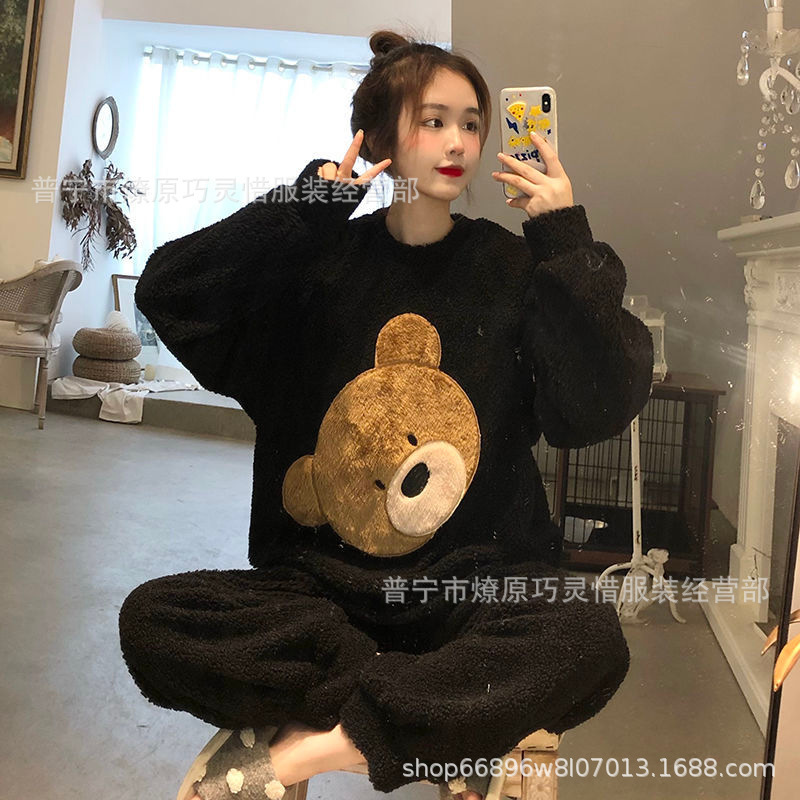 5621-68 # 검은 비뚤어진 곰