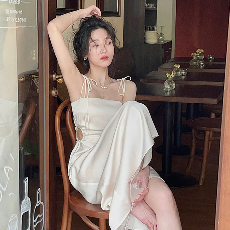 2258 Ladies Elegant Sling Long Skirt Women's French Niche Design White Dress 2023 Early New