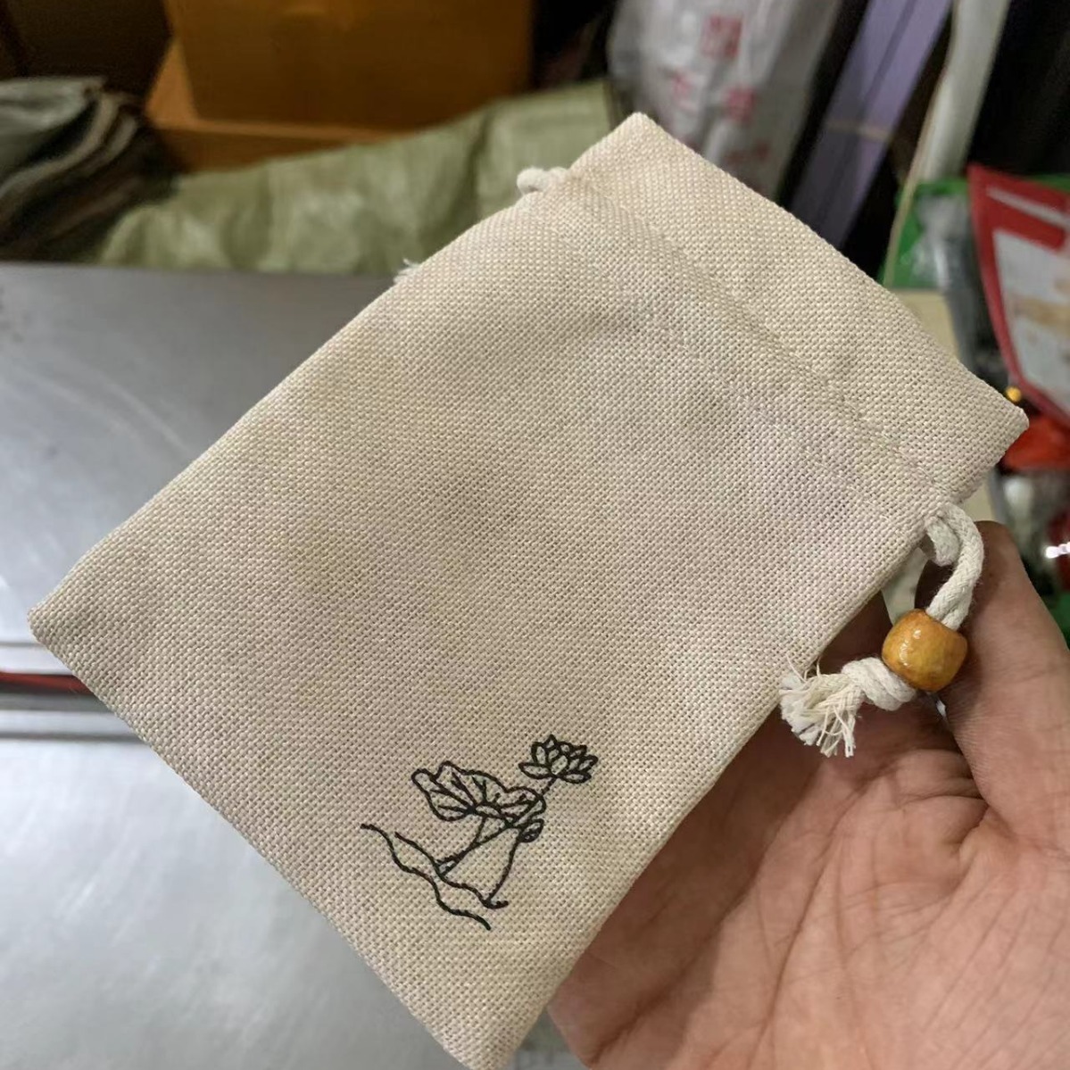 按摩梳礼品荷花麻布袋牛皮纸盒白盒经络按摩梳包装盒配件批发