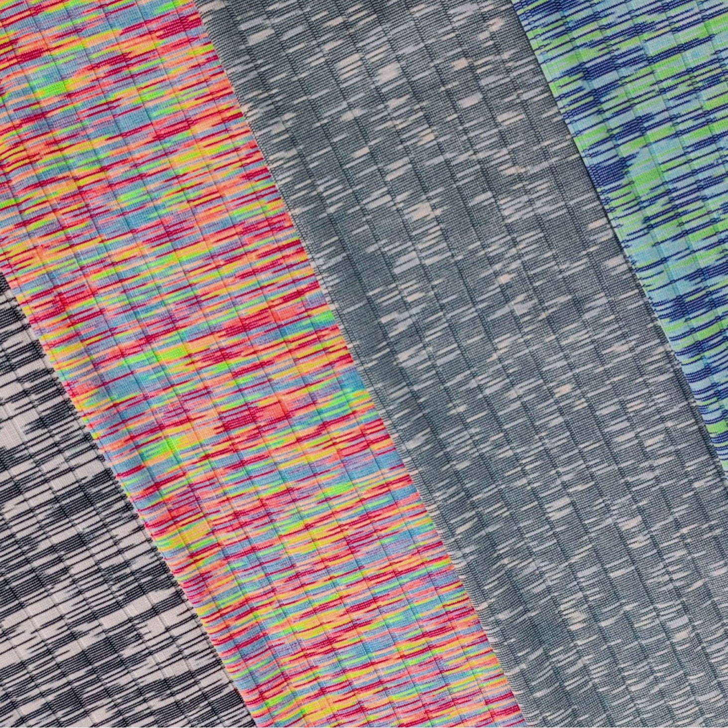 锻彩花纱 坑条罗纹布  色织多巴胺 女生潮牌 新款时装 短袖裤面料