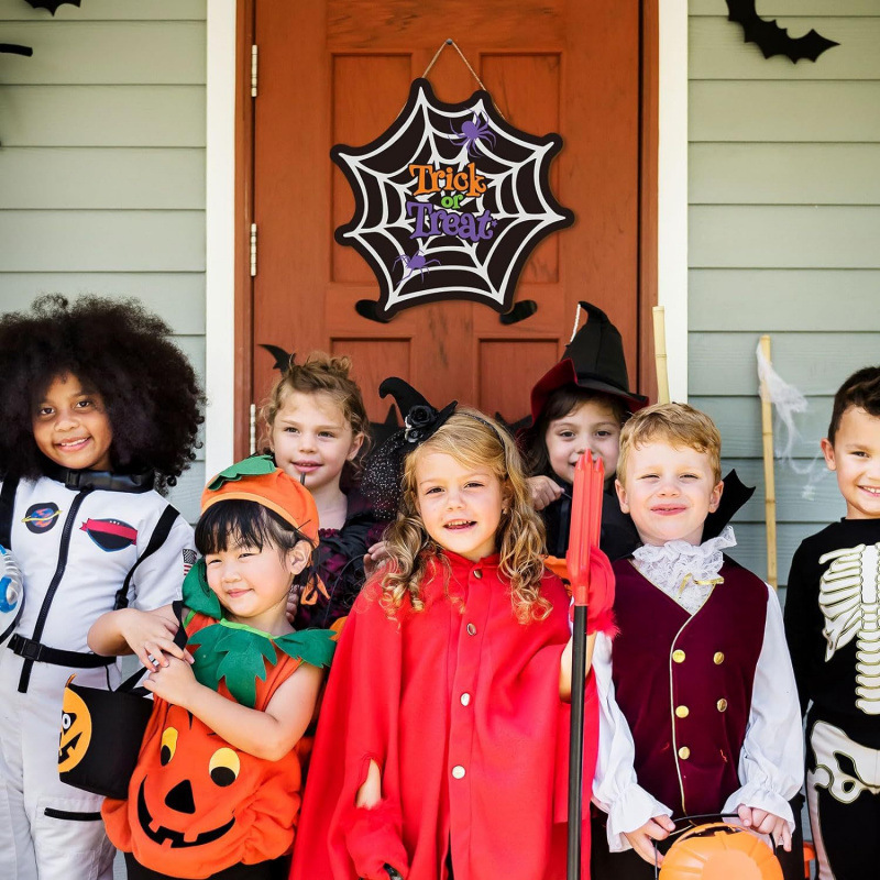 万圣节蜘蛛网门牌木制吊牌迎宾花圈门牌万圣节装饰品门吊门牌家居