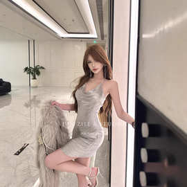 御姐性感连衣裙女纯欲流苏挂脖修身生日包臀裙特别漂亮掐腰小裙子