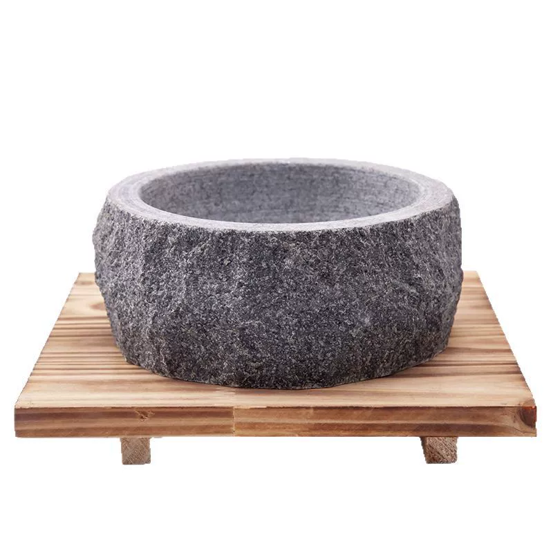 Каменная миска (dolsot), натуральная поверхность, диаметр 16–20 см, опция деревянная подставка