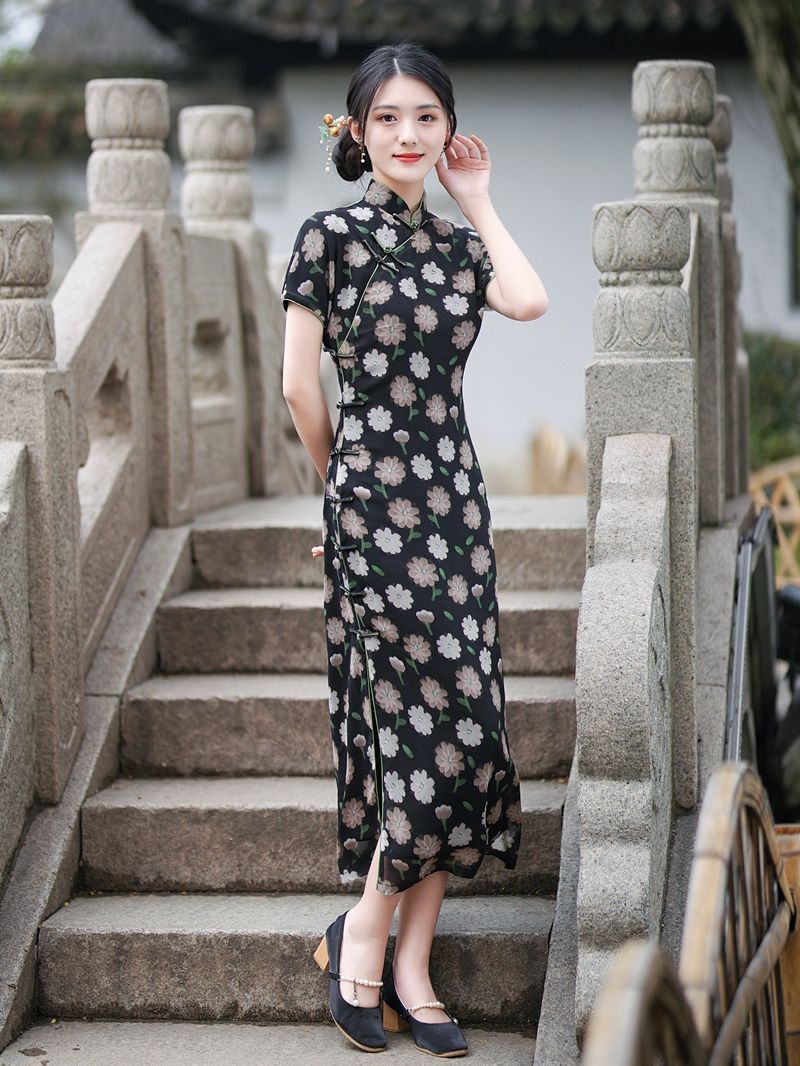 Summer retro cheongsam