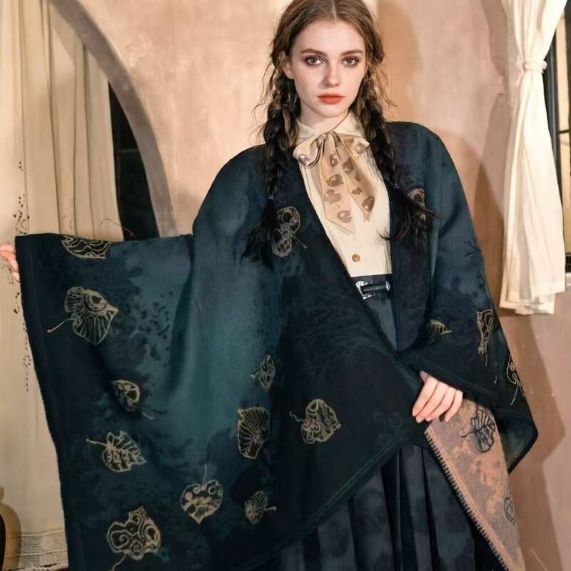 New Hot-Selling Outdoor Travel and Hiking Windproof Cape for Women, Traditional Style National Trend Shawl Top New Hot-Selling Outdoor Travel and Hiking Windproof Cape for Women, Traditional Style National Trend Shawl Top