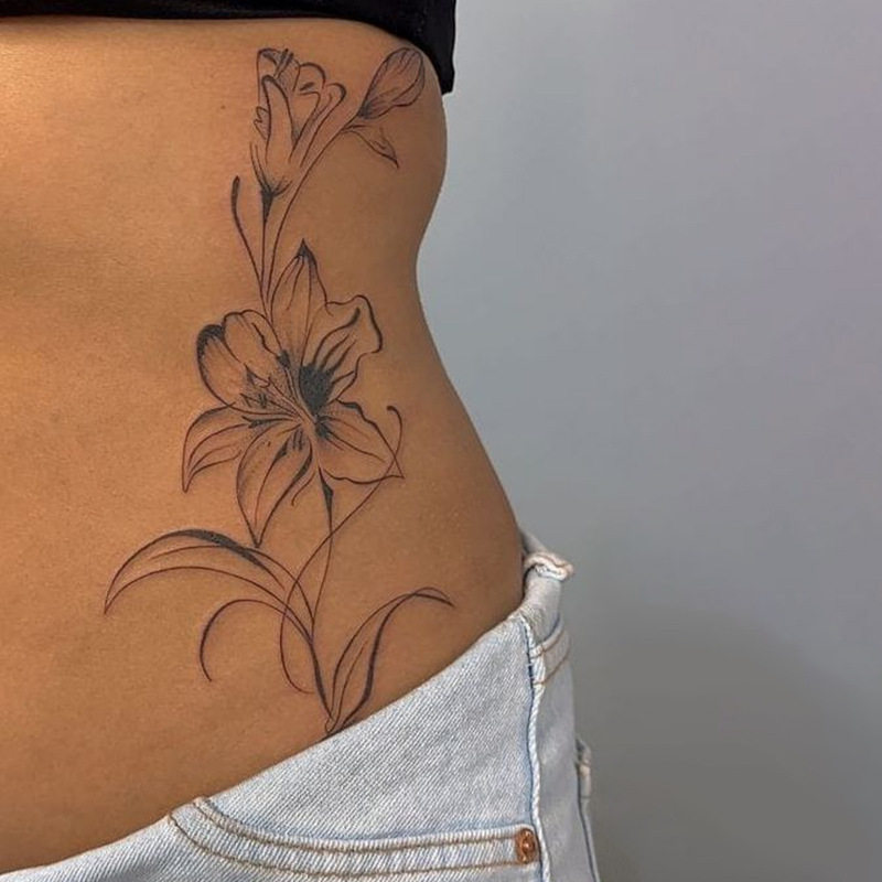 Simple Sketch Line Lily Tattoo Sticker for Women, Sexy Waist and Lower Abdomen Design, Ins Style, Long-Lasting Waterproof Tattoo