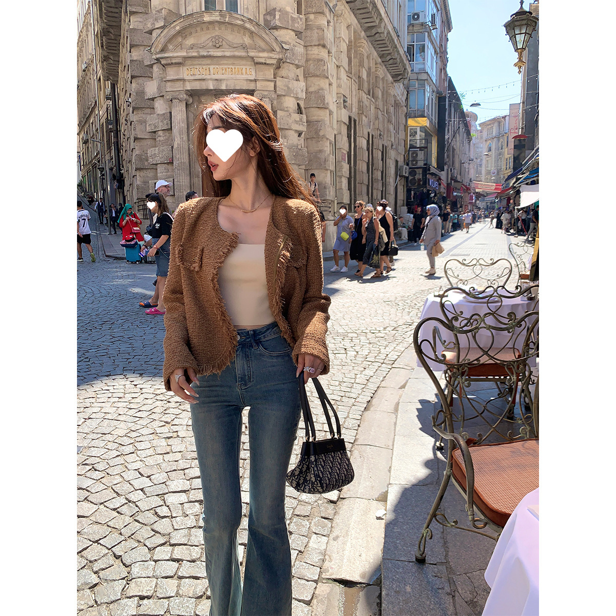 2025 New Coffee-Colored Round-Neck Tweed Jacket for Women, High-End Old Money Style, Short Long-Sleeved Tweed Top with Frayed Edges
