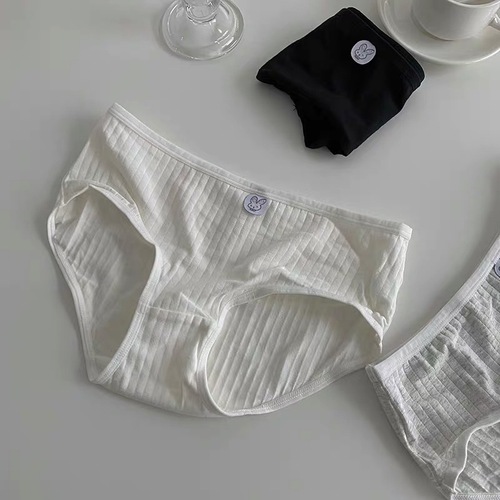 Cute Bunny Simple solid color black and white gray underwear for women pure cotton hemmed threaded mid-waist cotton briefs for girls