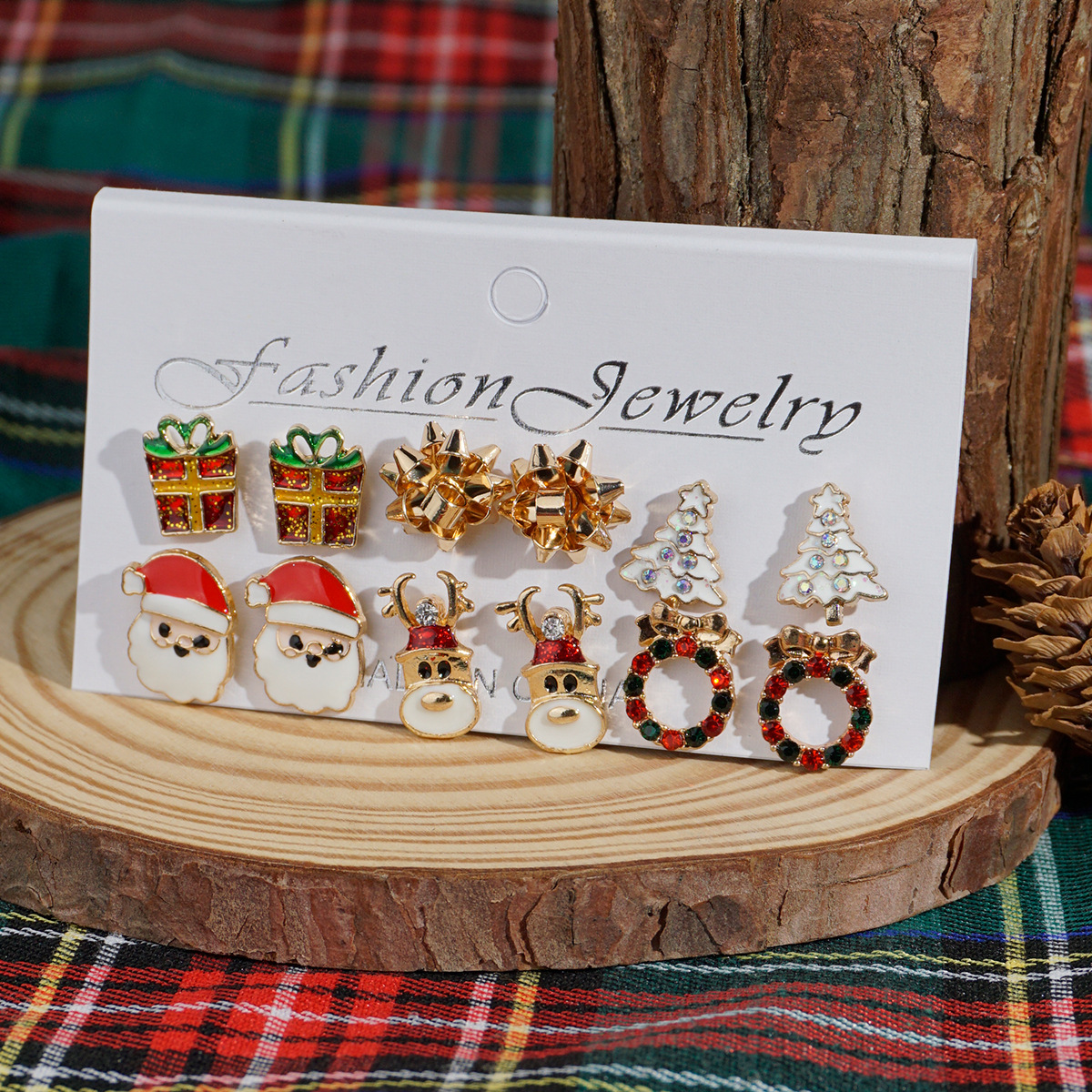 Christmas Tree, Santa Claus, Elk Pattern Women's Gender 1 Set Christmas IG Style Christmas Tree Santa Claus Elk Inlay Alloy Zircon Drop Earrings Ear Studs