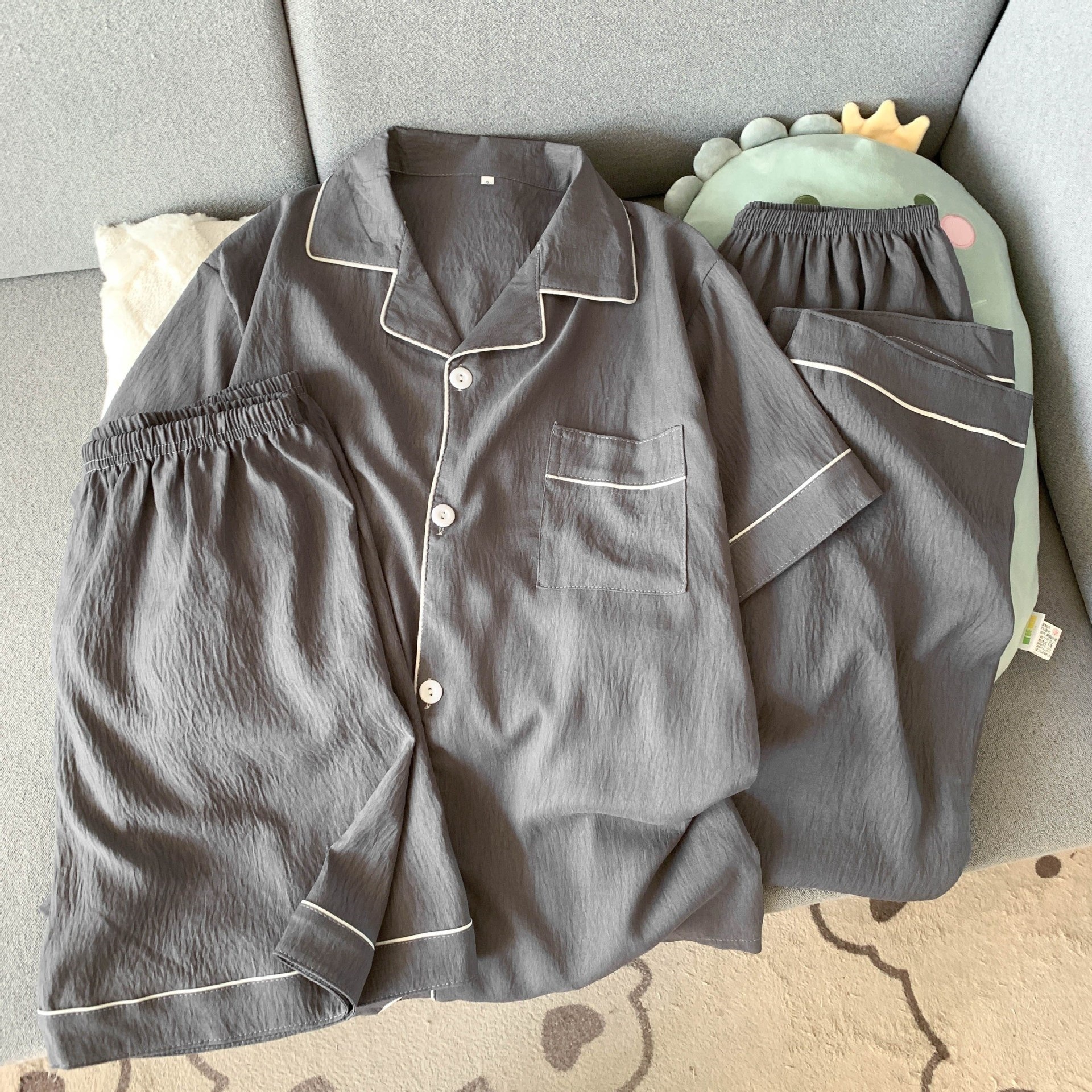 Spring and Summer Men's Cloud Cotton Pajamas Three-Piece Set Simple Solid Color Cardigan Short-Sleeved Shorts Long Pants Home Clothes