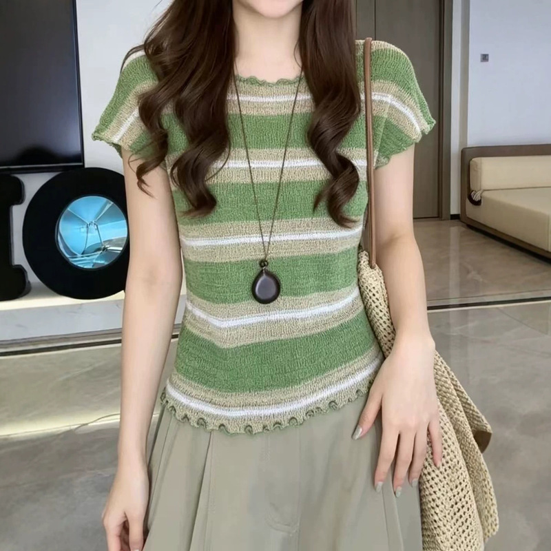 Vintage Green Striped Ruffle Short-Sleeve Knit Top for Women, Summer Plus-Size Korean Style, Youthful and Elegant Thin Top