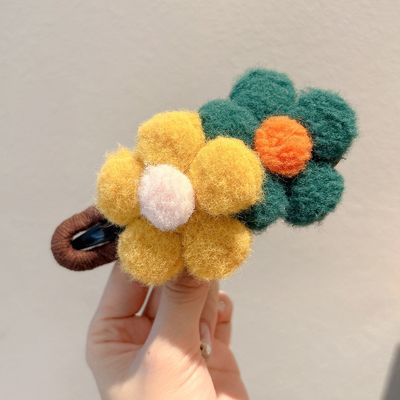 Pinzas para el pelo con forma de moño de felpa para otoño e invierno para mujer, pinzas versátiles tipo pico de pato para cabello grueso, lindas horquillas con forma de oso, accesorios para el cabello.