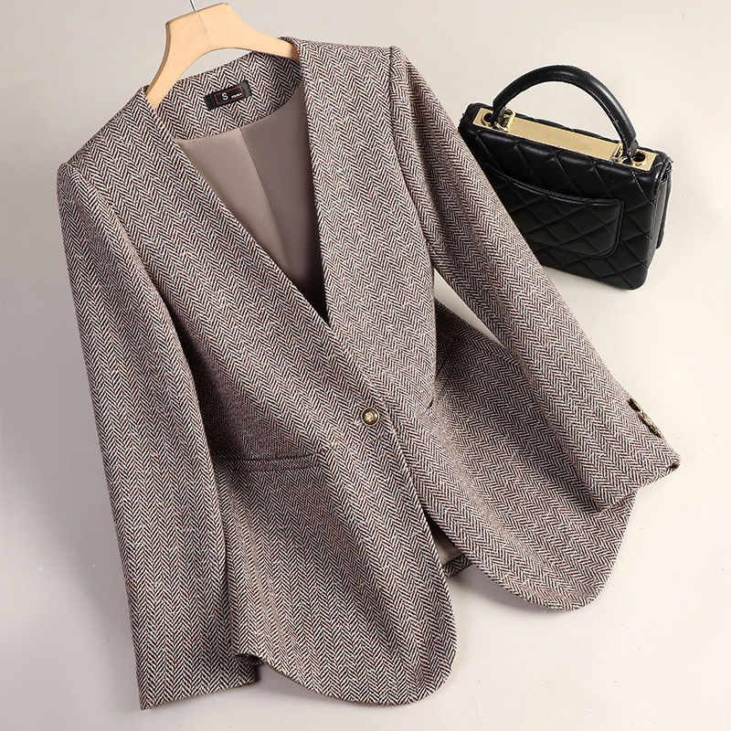 Grey Wool Small Suit Jacket Women's Autumn and Winter 2024 New Elegant Small Wool Casual Suit Top Grey Wool Small Suit Jacket Women's Autumn and Winter 2024 New Elegant Small Wool Casual Suit Top