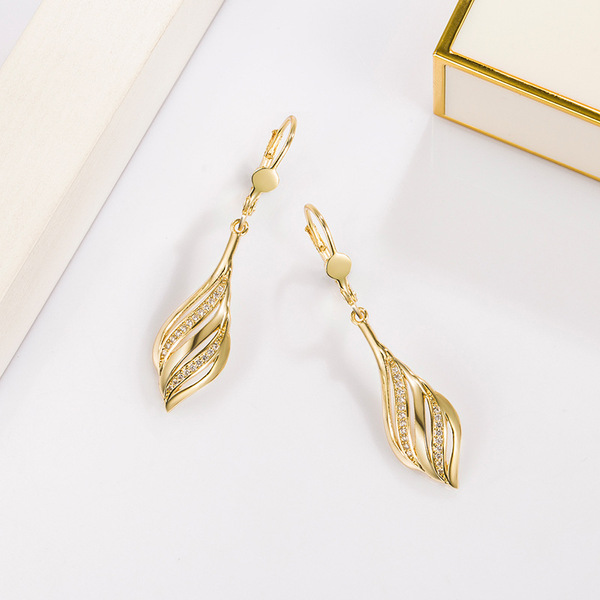 elegant cute earrings with zircon drop-shaped