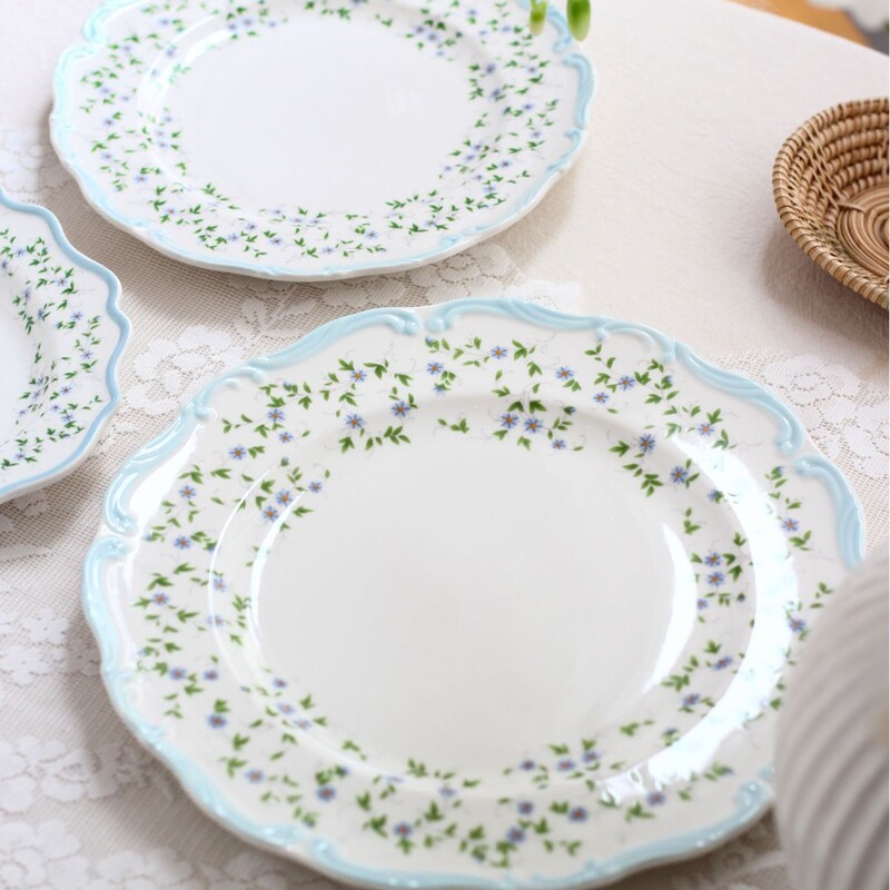 Royal Blue Floral Embossed Ceramic Plate, Exquisite French-Style Western Food Plate, Pasta Plate, Dish Plate, Home and Commercial Dining Plate