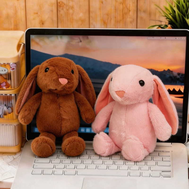 Yan venta al por mayor de 8 pulgadas máquina de garras muñeca de peluche boutique máquina de agarre muñeca boda regalo muñeca de oso