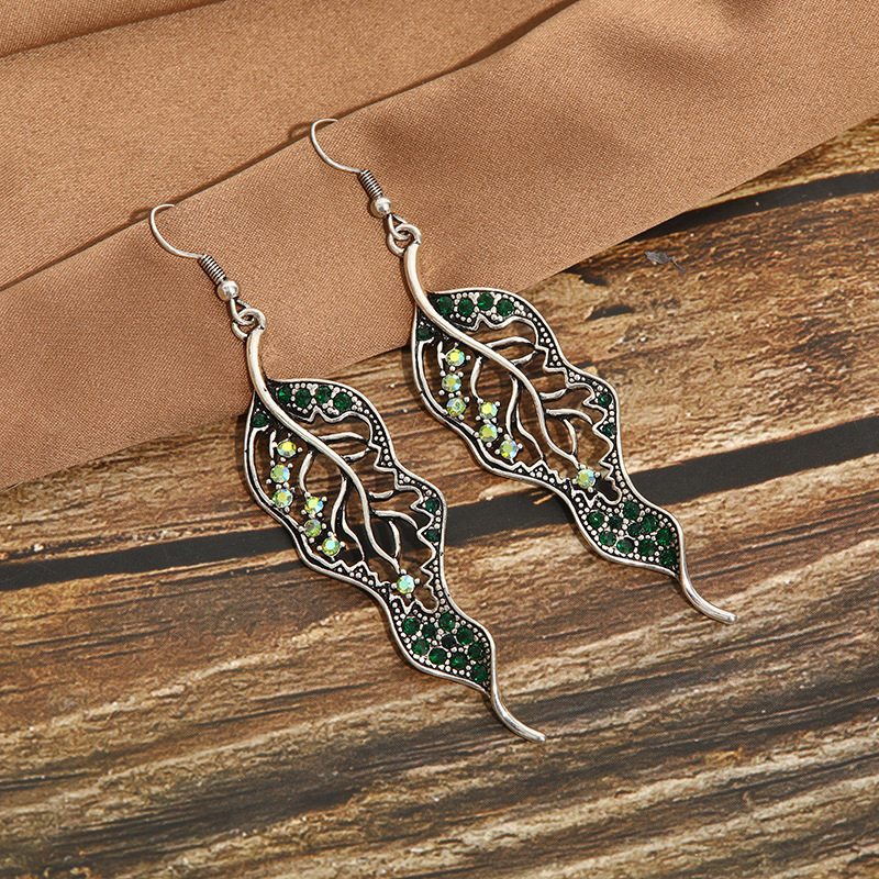 Women'S Gender Plating Design New Long Leaf Simple Women's Colored Diamond Accessories Alloy Earrings