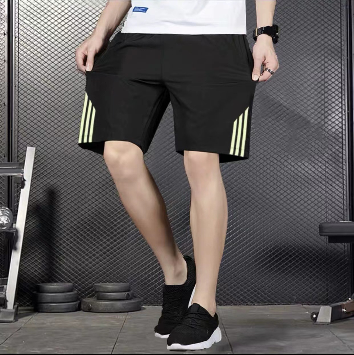 Stretch casual pantalones sueltos pantalones cortos de verano fitness tres barras pantalones deportivos de los hombres pantalones de fitness de secado rápido transfronterizo