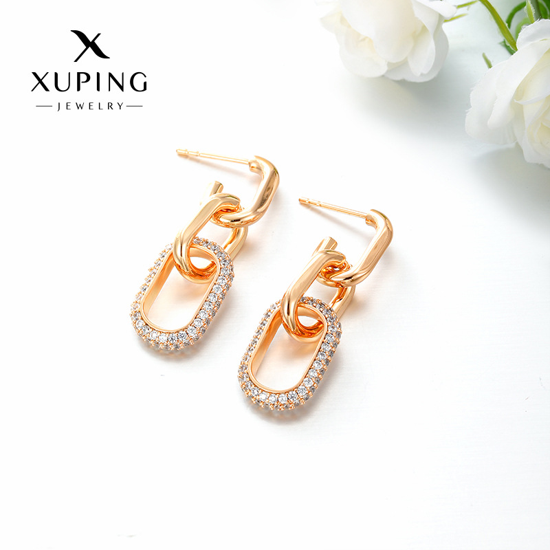 Xuping Europa y los Estados Unidos transfronterizos aleación de cobre galvanizado 18k piedras preciosas artificiales geometría simple pendientes cuadrados pendientes para mujeres