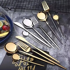 業務用ステーキナイフとフォークの丸いスプーンのステンレススプーンのポルトガル食器セットの金色の長い柄のフォークとスプーンの西洋料理